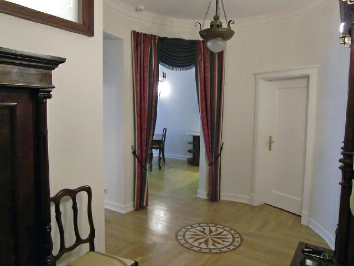 Apartment Rynek Starego Miasta By Interhome Варшава Екстериор снимка